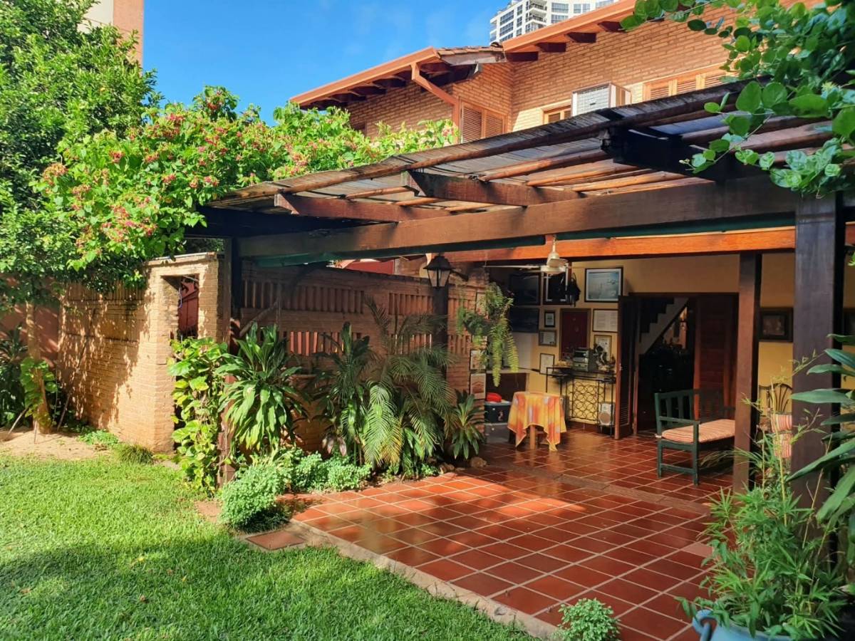 Casa en venta en Ycuá Satí