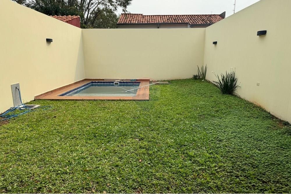 ALQUILO DUPLEX CON PISCINA EN LUQUE PALMA LOMA — foto 2