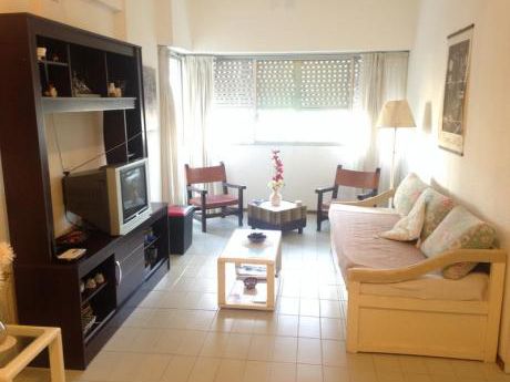 Departamento En Roosevelt Y P14.