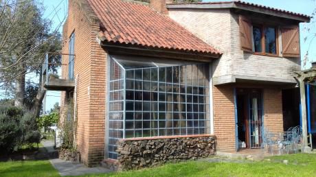 Venta De Casa 2 Dorm Montes De Solymar