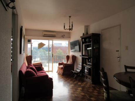 Apartamento De 2 Dormitorios En Tres Cruces