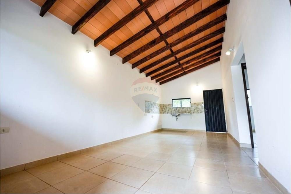 Casa - Venta -Mariano Roque Alonso, invierte en un lindo hogar! — foto 3