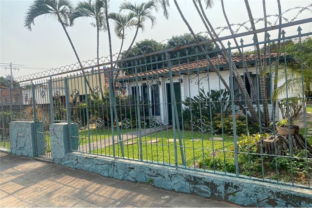 Vendo casa en Asunción, Loma Pyta — foto 2