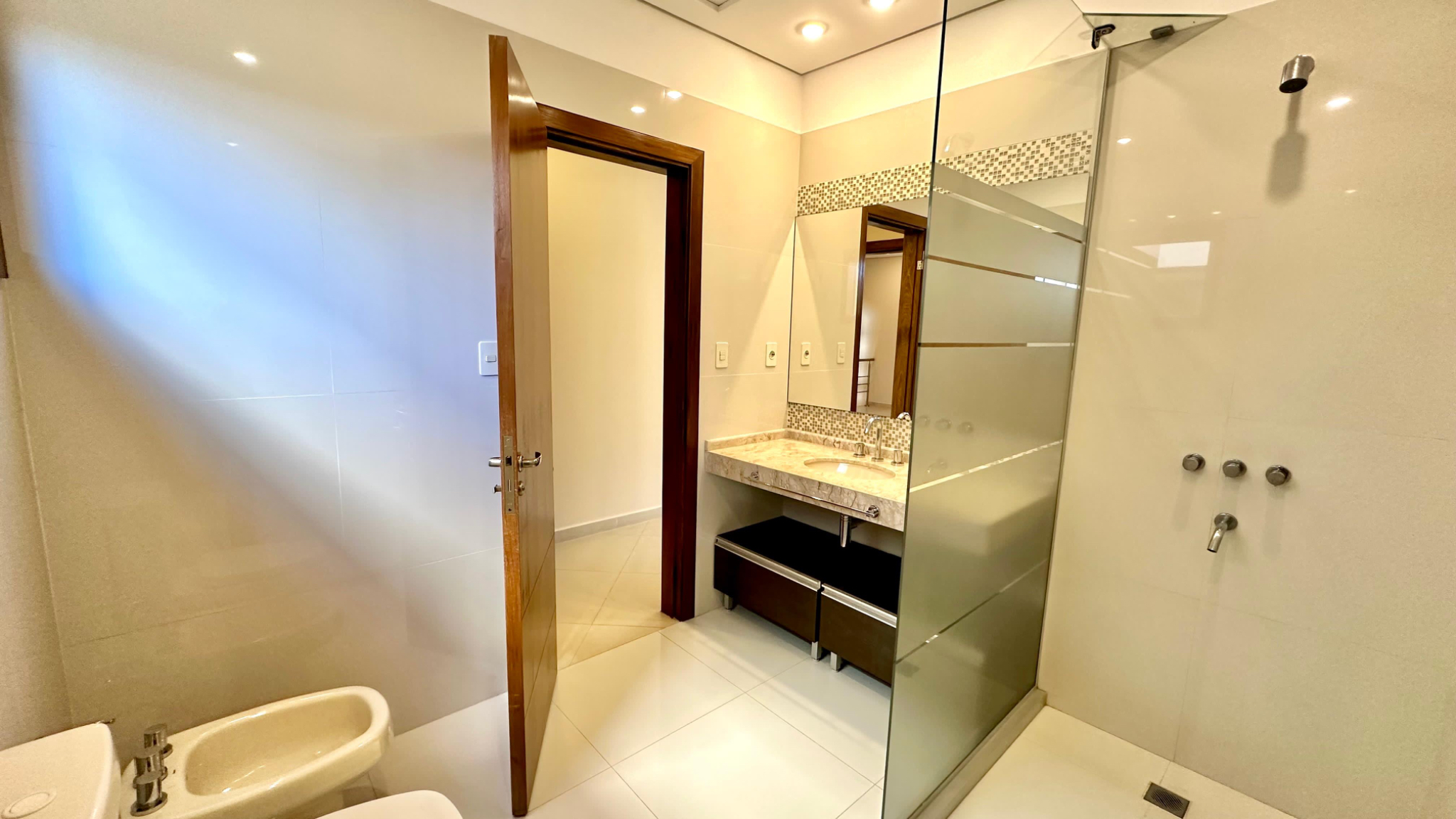 *EN ALQUILER MODERNA CASA — foto 2