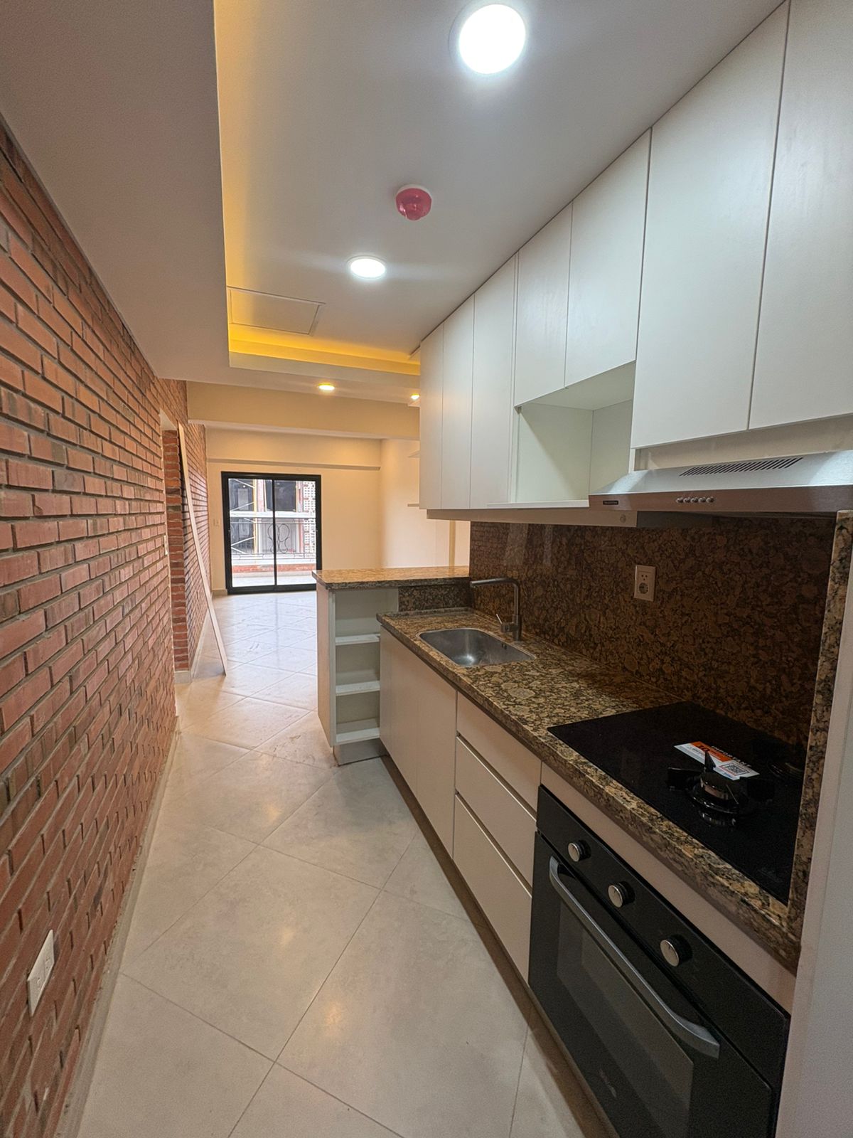 Alquilo departamento de 2 habitaciones en Fernando de la Mora Zona Ingavi — foto 2