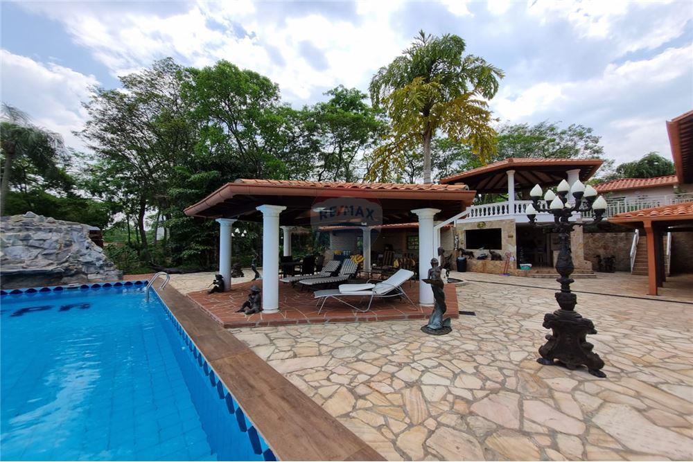 Residencia con vista al Lago en san Bernardino con lote de 10.000 M2 — foto 2