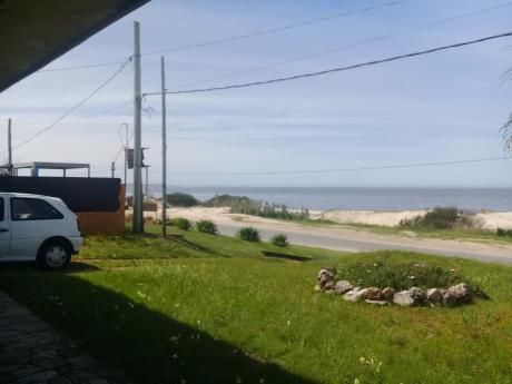 Frente A Rambla. Frente A La Playa!!