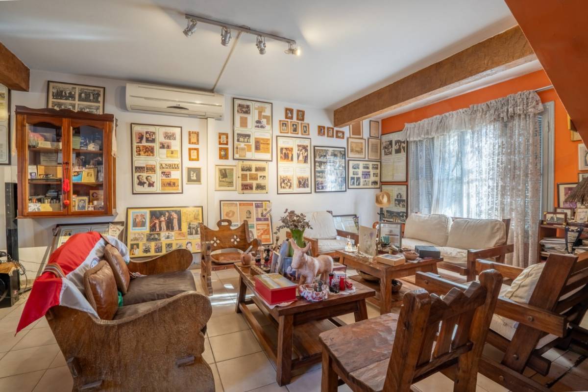 VENDO CASA EN ESQUINA EN BARRIO NAZARET — foto 2