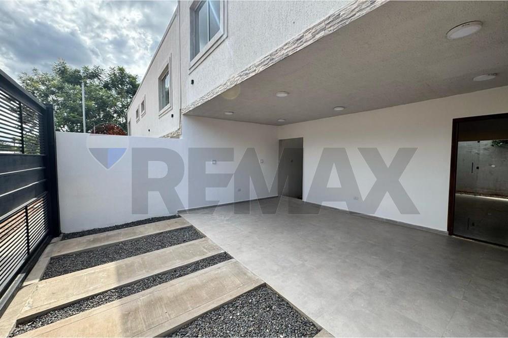 ALQUILO DUPLEX ZONA CAPILLA DEL MONTE — foto 2