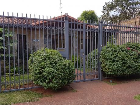 Vendo Casa En Planta Baja En Villamorra!