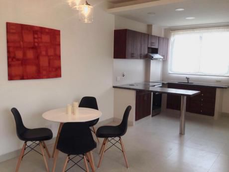 Hermoso Departamento Completamente Amoblado En Alquiler