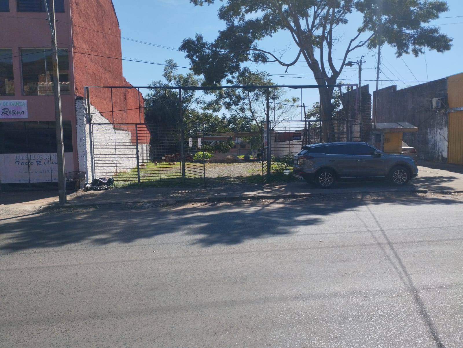 Gran oportunidad de inversión sobre la Avda. Cacique Lambaré — foto 2