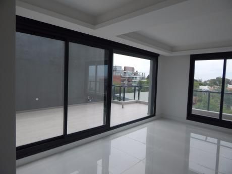 Estrene Edificio Gamma Tower