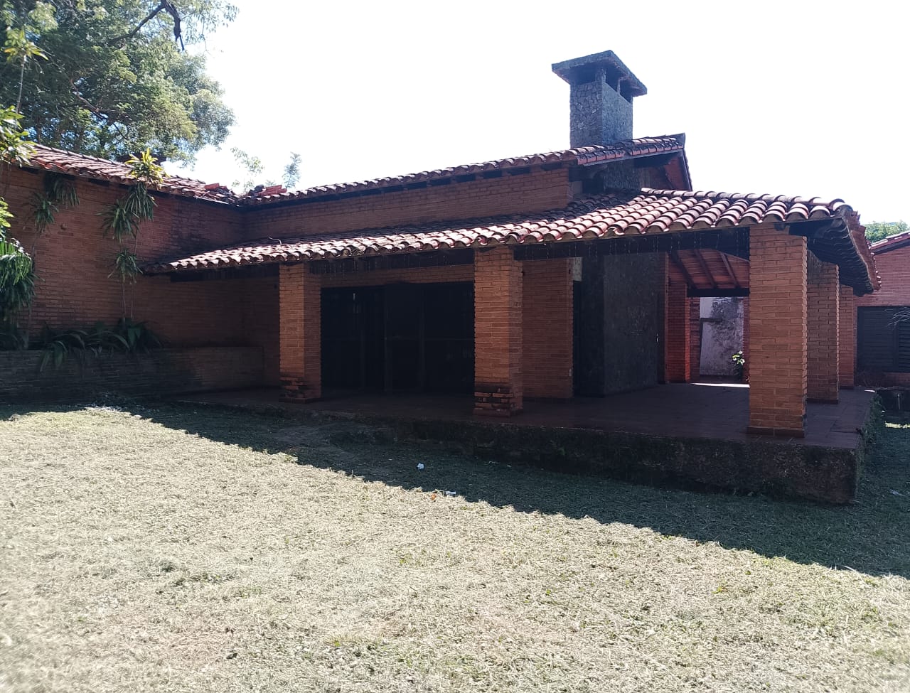Casa en alquiler en Villa Morra