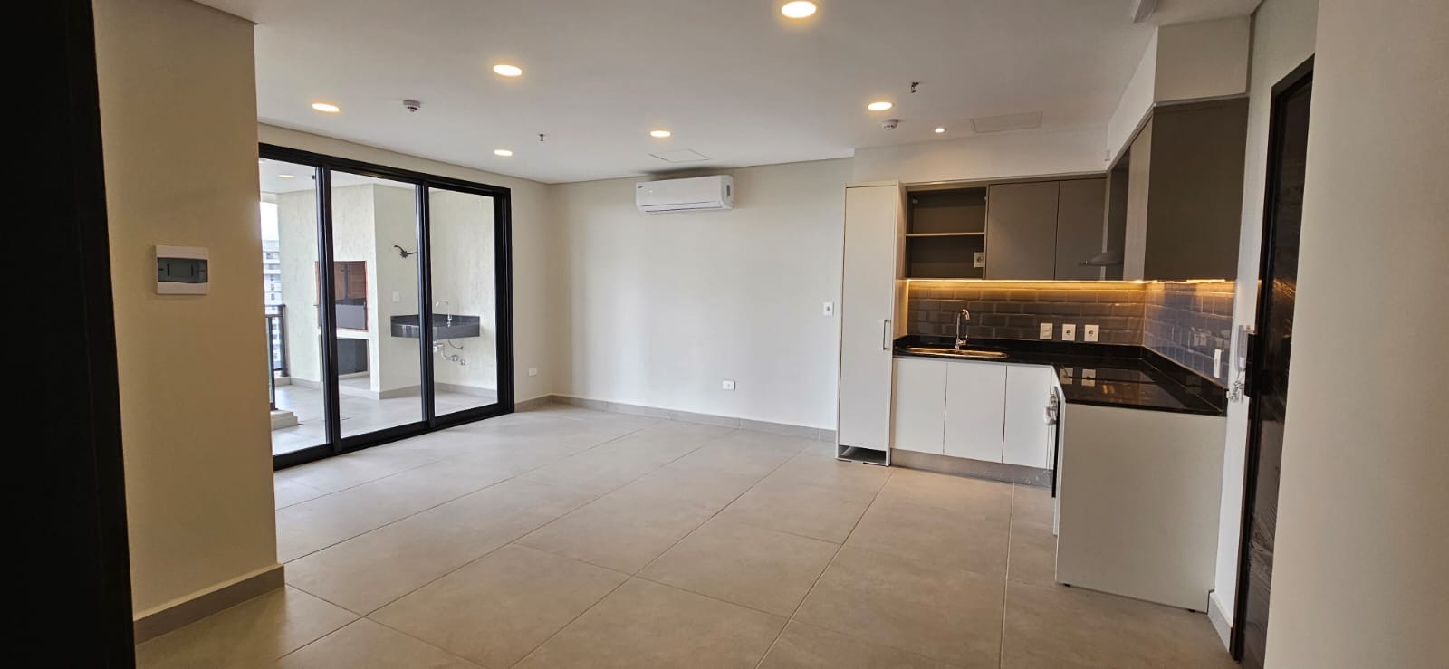 Departamento en alquiler en Las Mercedes, Asunción — foto 3