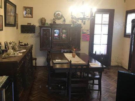 Próximo Al Mar, Donde Nadie Vende
