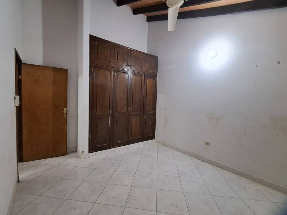 Casa en esquina en venta en planta baja, Fernando de la Mora Norte — foto 3