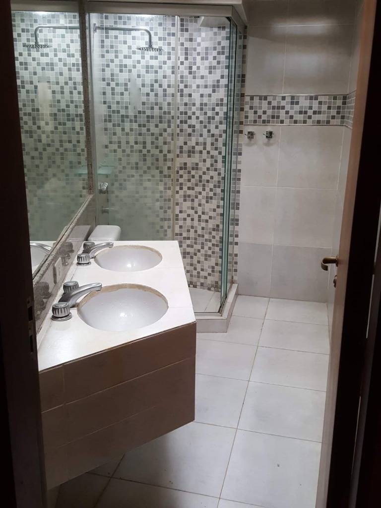 ALQUILO AMPLIA RESIDENCIA EN EL BARRIO YCUASATI — foto 3