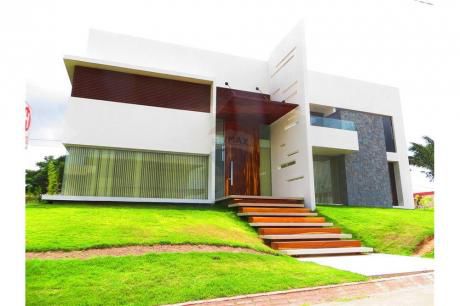 La Casa Ideal Para Tu Familia En Colinas Del Urubo. La Cañada
