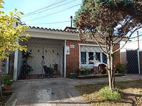 Chalet De Tejas En Padròn ùnico