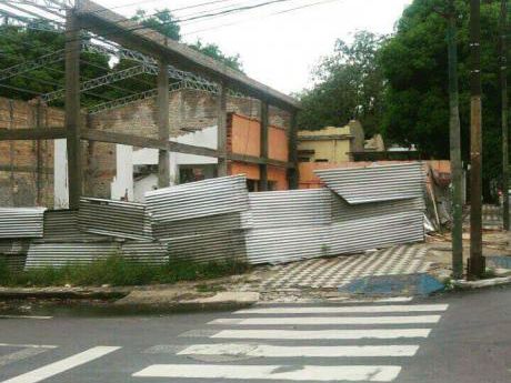 Capital Vende Hermosa Propiedad Zona Shopping Mariscal Lopez.