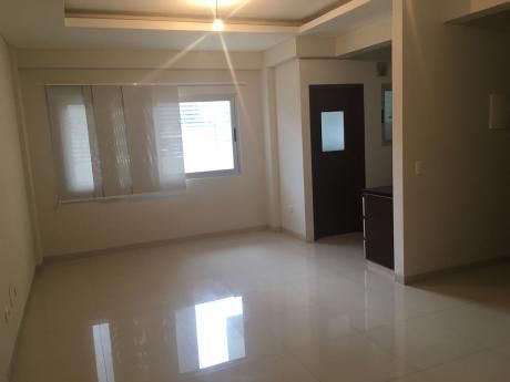 Inmobiliaria Ofrece: En Anti Dpto. En Condominio Zona Norte Av. Beni 2do