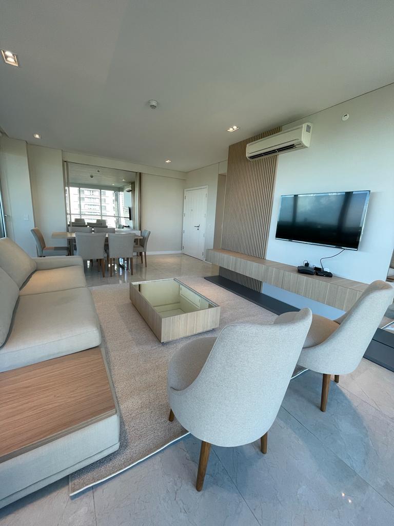 *Exclusivo departamento amoblado de 3 habitaciones en Edificio Eminent* — foto 2