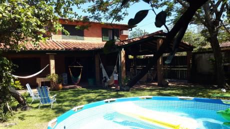 Casa En San Bernardino A Tres Cuadras Del Nautico - Alquiler Anual