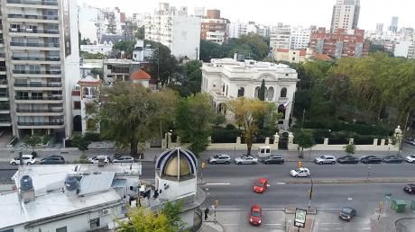 Con La Mejor Vista De Pocitos