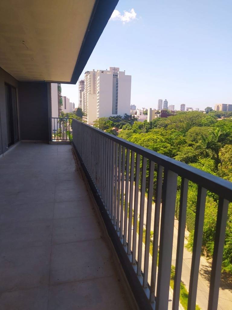 OPORTUNIDAD DE INVERSIÓN EN AMPLIO MONOAMBIENTE EN MOLAS DESIGN — foto 2