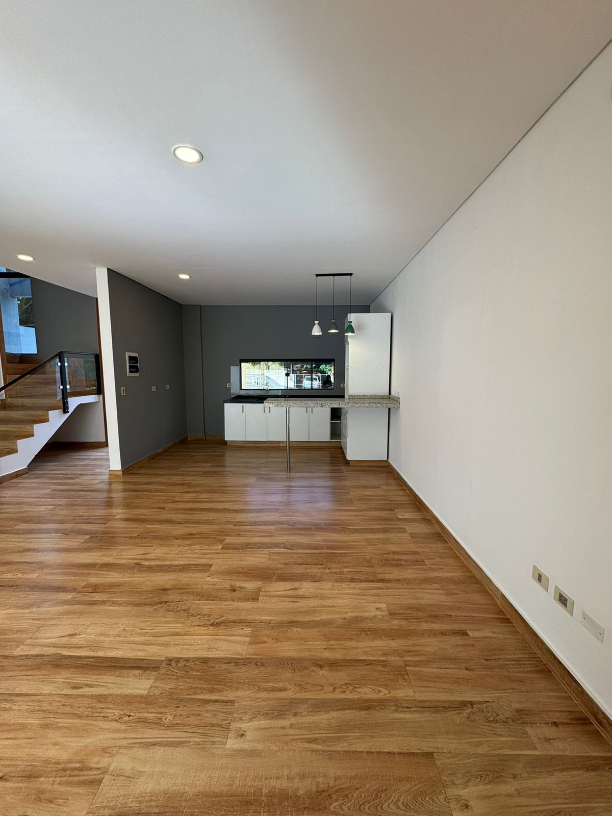 Vendo Duplex a Entrenar en Luque a 10 minutos de Rakuira — foto 3