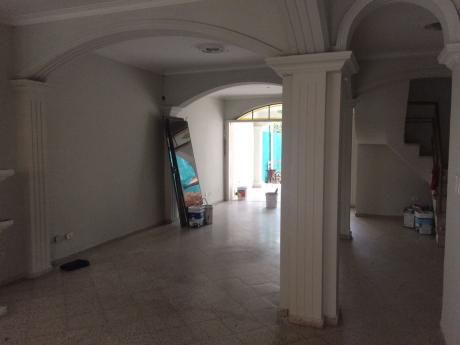Alquilo Casa En Barrio Jara