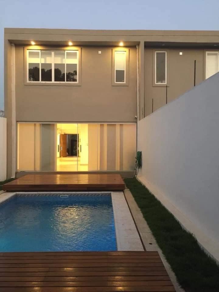 **ALQUILO HERMOSO DÚPLEX CON PISCINA EN LOMA MERLO – LUQUE** — foto 2