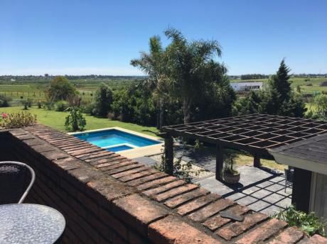 Hermosa, Colinas De Carrasco, Si Banco!!!!