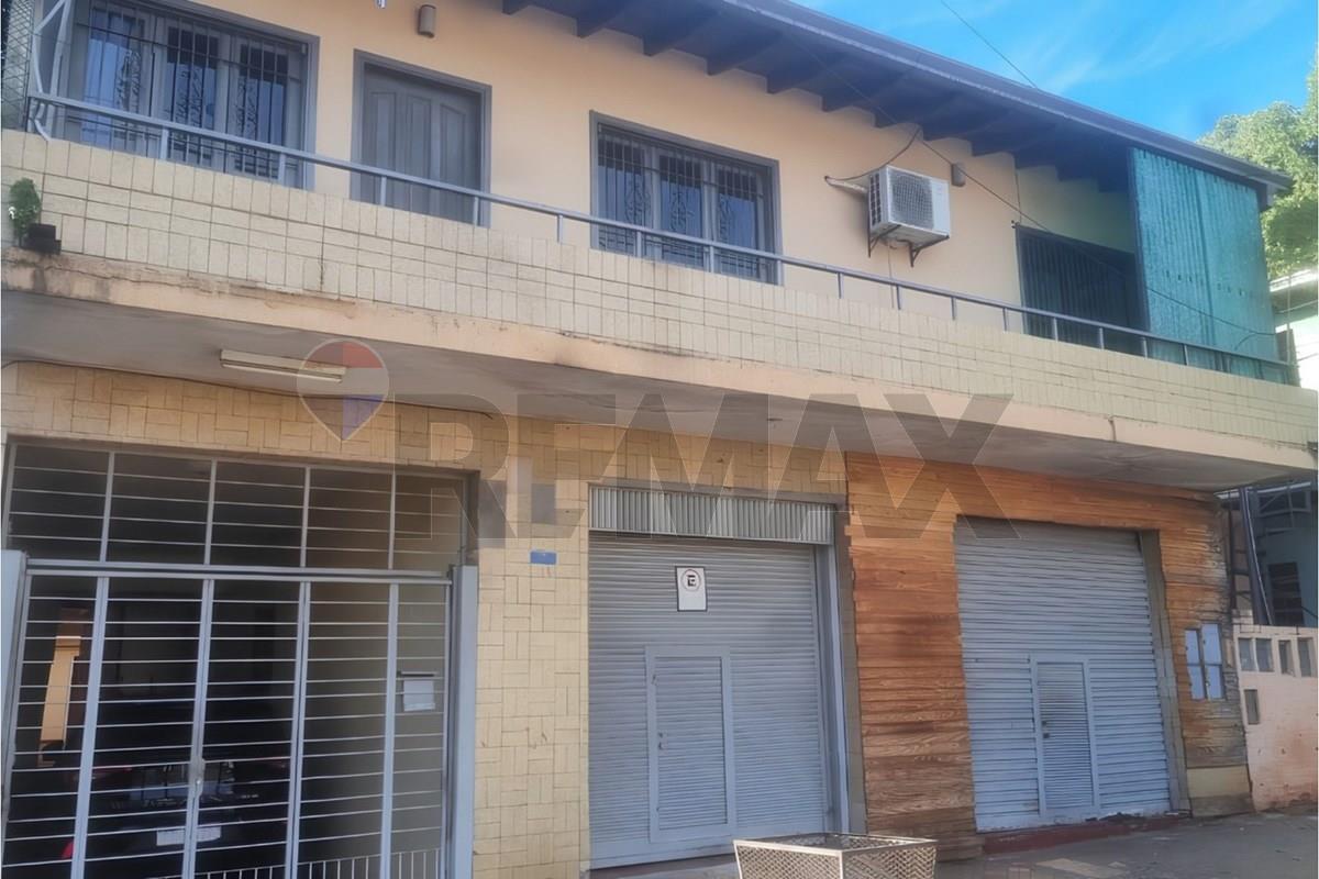 Casa con 6 dormitorios + 2 locales comerciales — foto 3