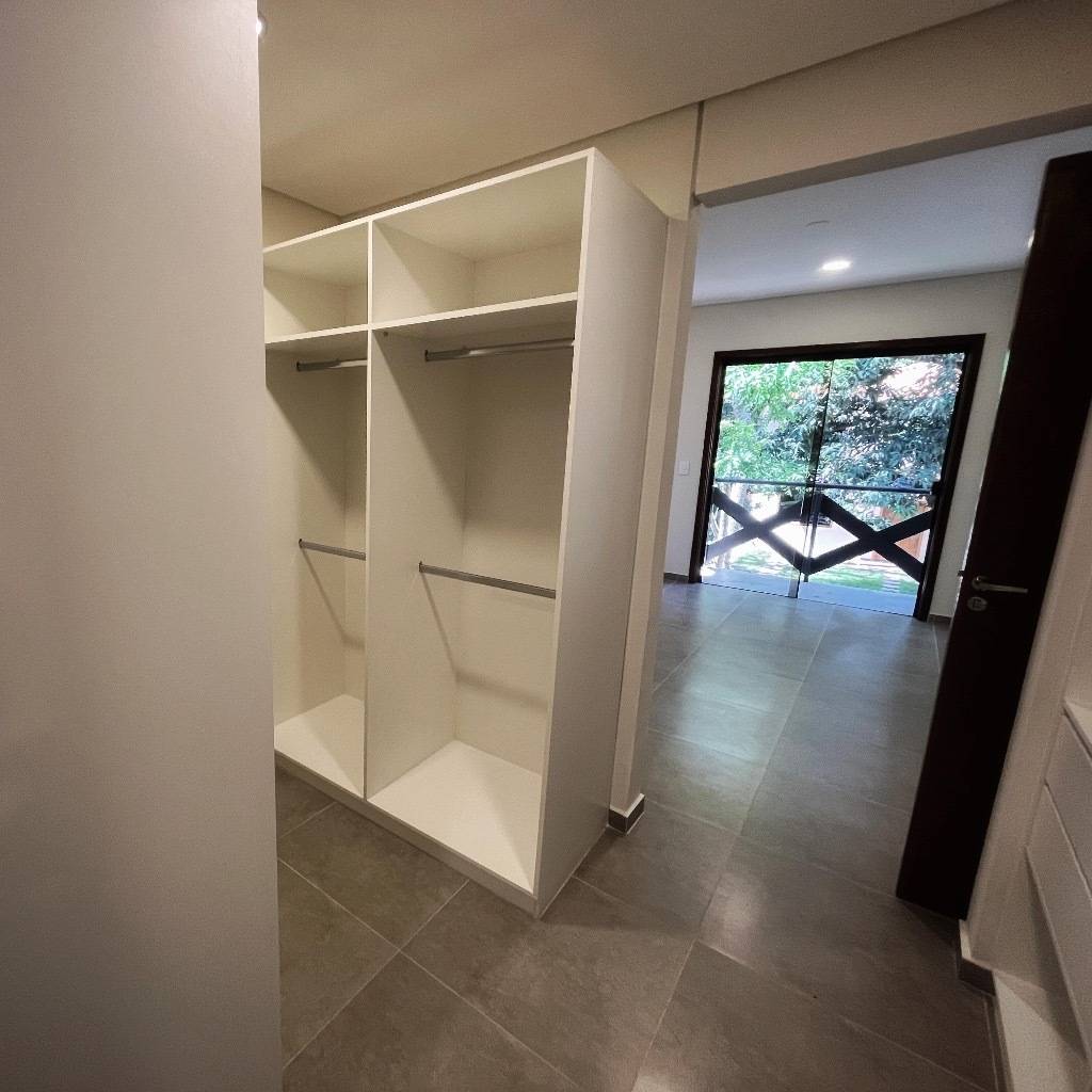 ALQUILO CASA EN FERNANDO DE LA MORA — foto 2