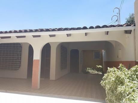 Casa En Alquiler Zona Optima