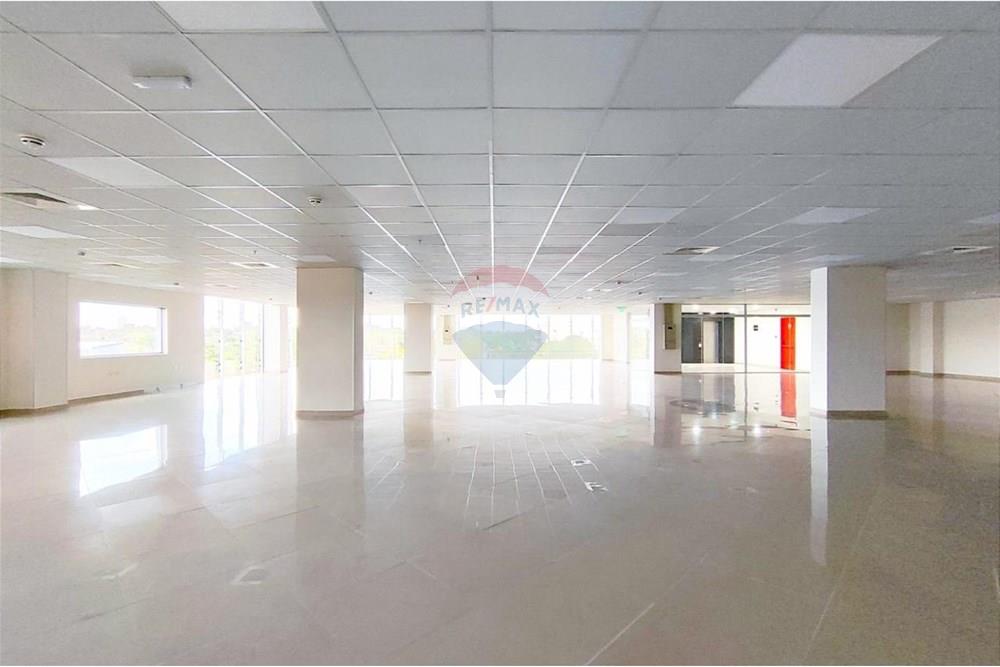 Oficina de 132 m2 en Villamorra — foto 2