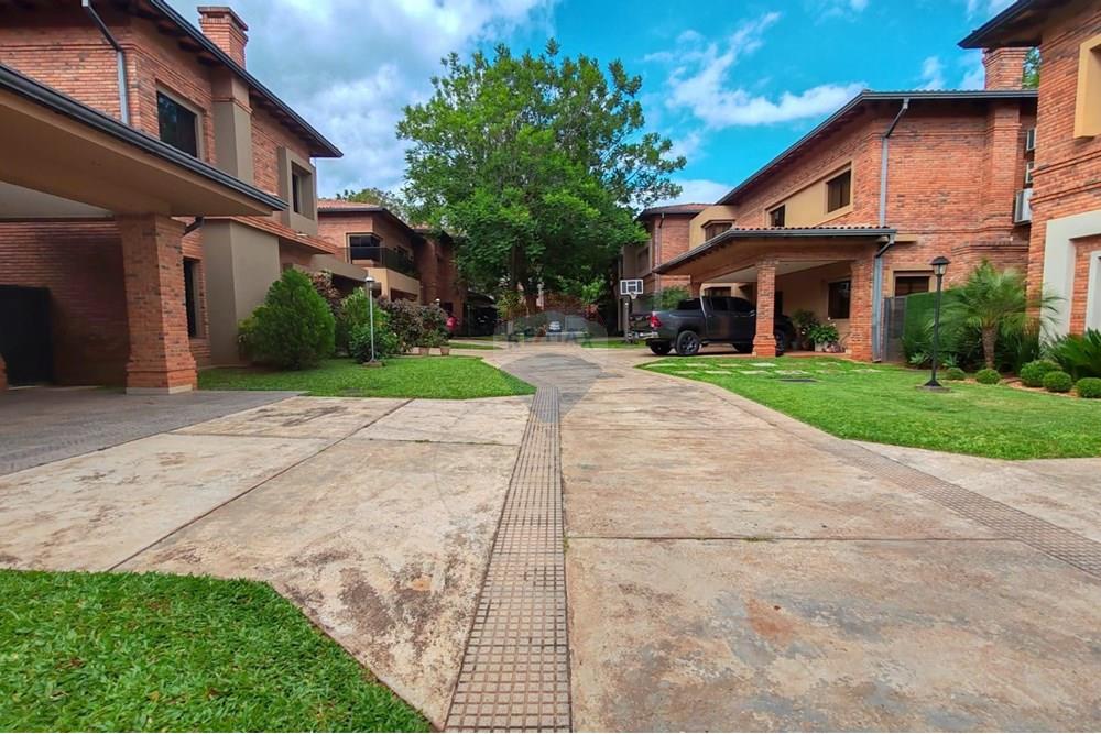 Casa - Venta - San Lorenzo, Paraguay — foto 3