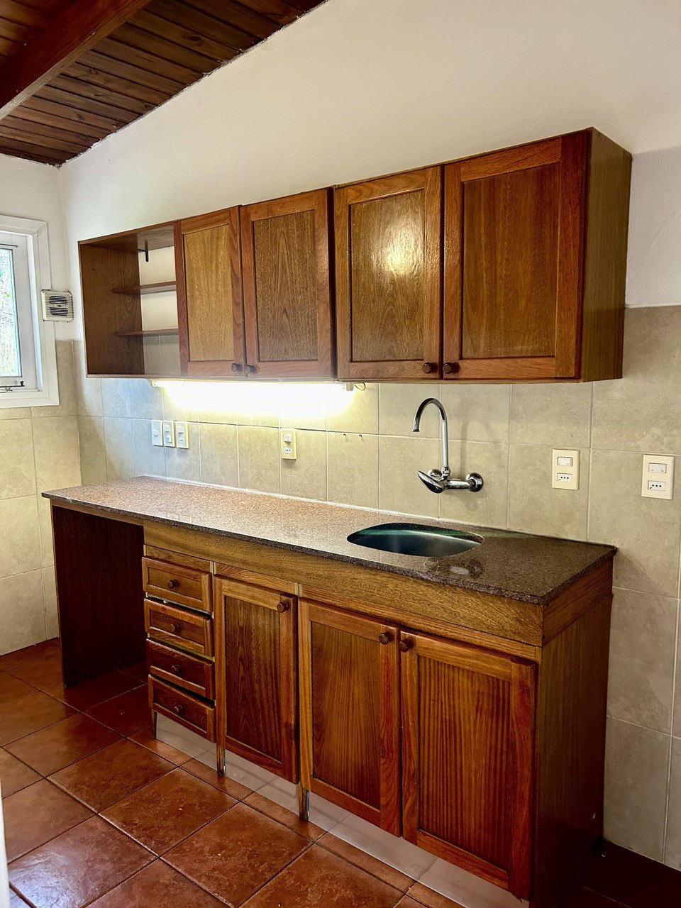 Alquiler Anual, La Barra, Casa 1 Dorm. Excelente Ubicación!! Muy Luminosa!! · Foto 8