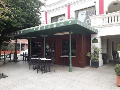 Local Ideal Para Bar, Gastronomía, Oficina - Barrio Villa Morra