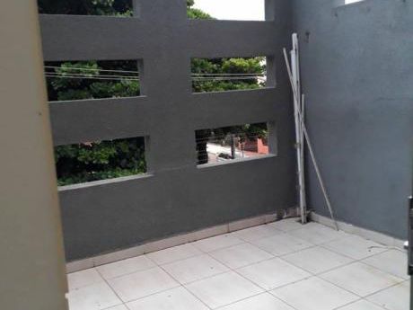B. R. Alquila Dpto. De 1 Habitacion Z/norte Paragua Entre 3cer Y 4to Anillo