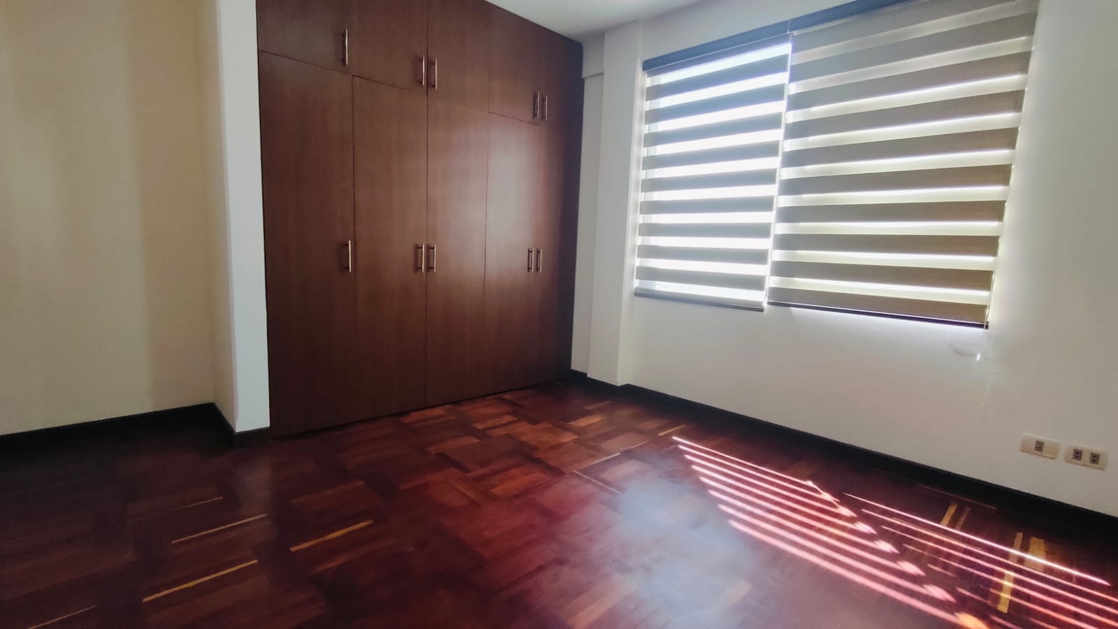 Bonito departamento en Alquiler cerca del mercado de Achumani