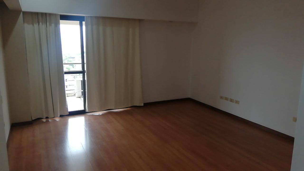 Departamento en alquiler en Las Mercedes, Asunción — foto 3