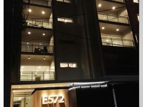 Edificio E572