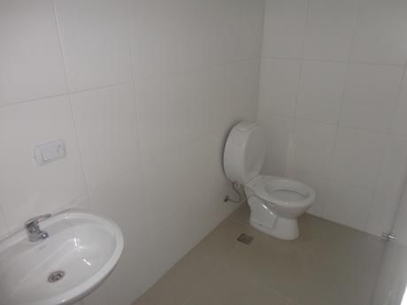 Local Comercial En Venta Pocitos