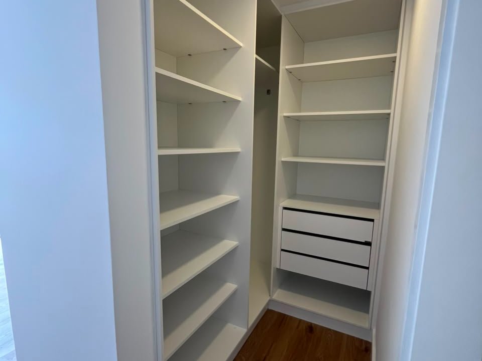 ALQUILO DEPARTAMENTO A ESTRENAR DE 3 HABITACIONES !! ZONA MARISCAL! — foto 2