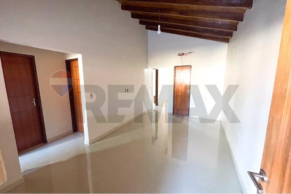 Casa - Alquiler - Villa Elisa, Central, Paraguay — foto 3