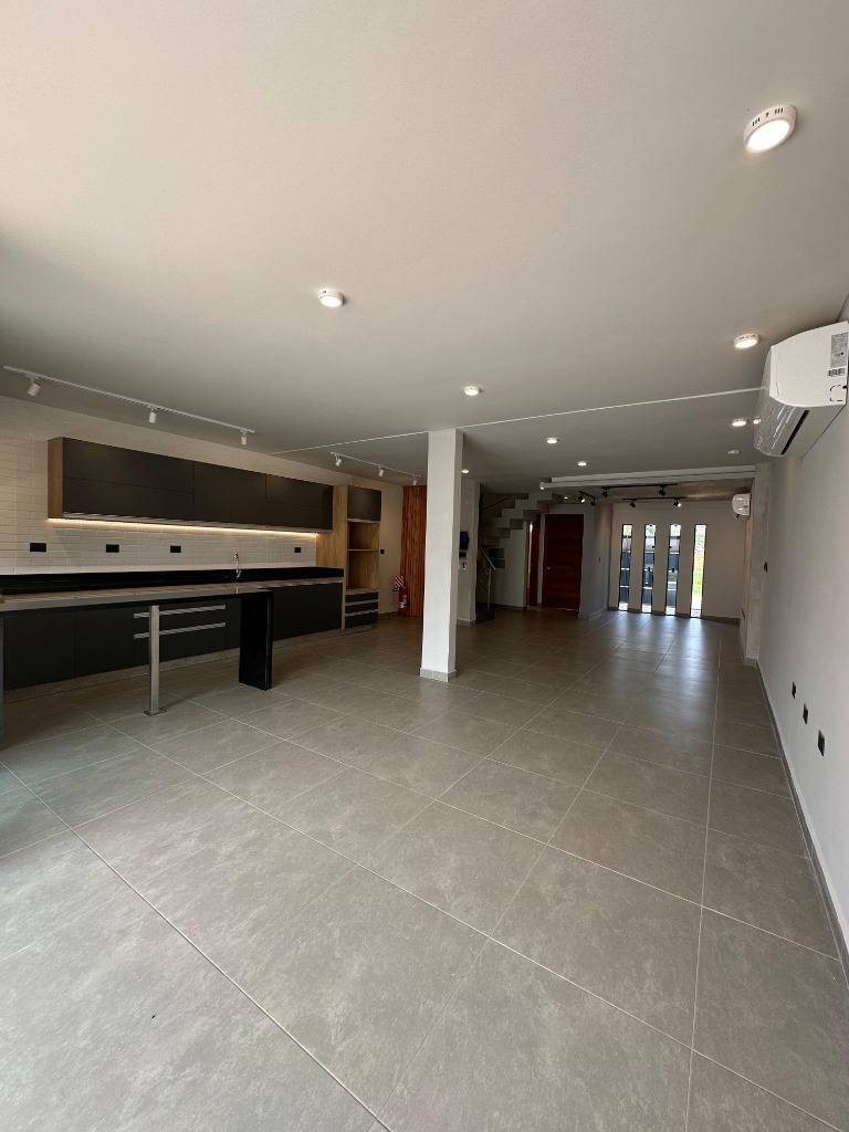 Dúplex en alquiler en Luque — foto 3