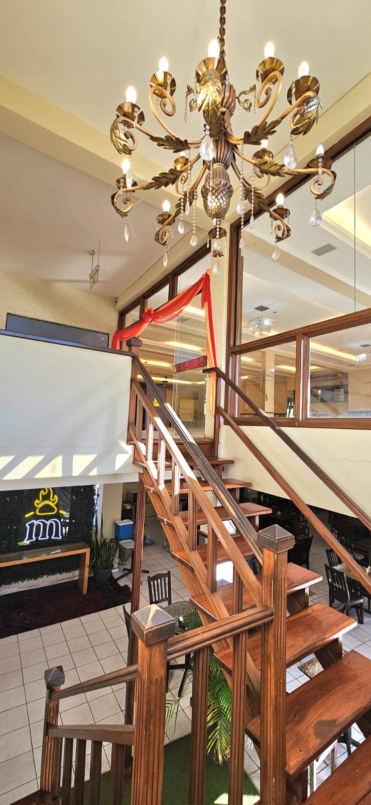 alquilo salon comercial en barrio herrera — foto 3